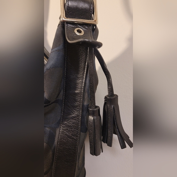 Coach Signature C Sufflette Cloth crossbody bag in black - Picture 10 of 13